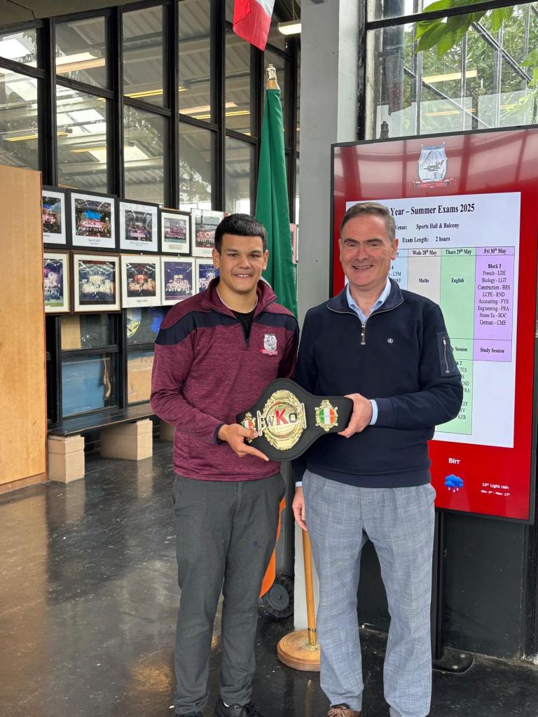 Filipe Nunes Do Nascimento, 3rd year student from St. Brendan's Community School is pictured being congratulated by Deputy-Principal Mr. Paul D'Arcy and Year Head Mr. Brian Kennedy following his national U18 kick boxing championship win, at the weekend. Filipe won his title at a contest in the Marian Hall, on Saturday. He was delighted by the support he received from his year group. Congratulations Filipe and continued success in his chosen sport.