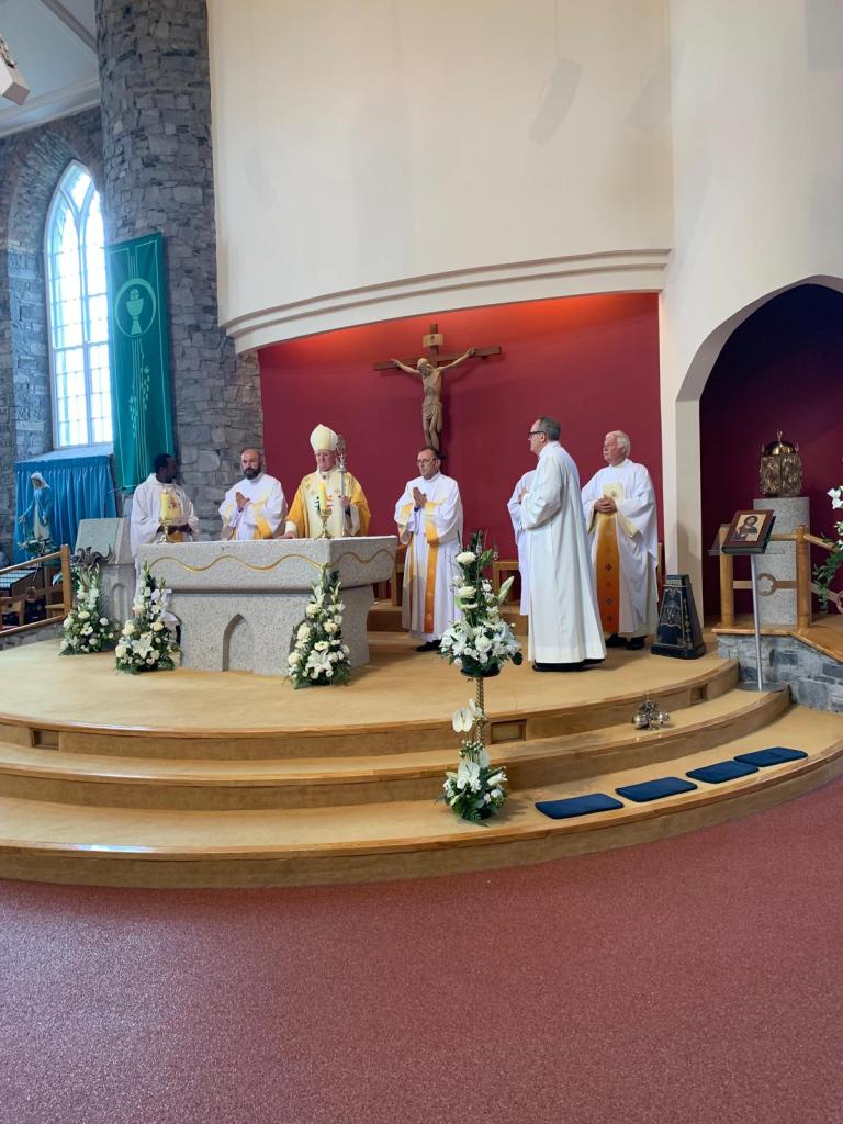 Comhghairdeas John Gormley son of the late Connie & John, Woodlands Park & sister of Kathleen, Meadow Court was ordained into the Permanent Diaconate in his Parish Church of St. Mary's Lucan by Archbishop Dermot Farrell.  We wish John every blessing in his Ministry.  